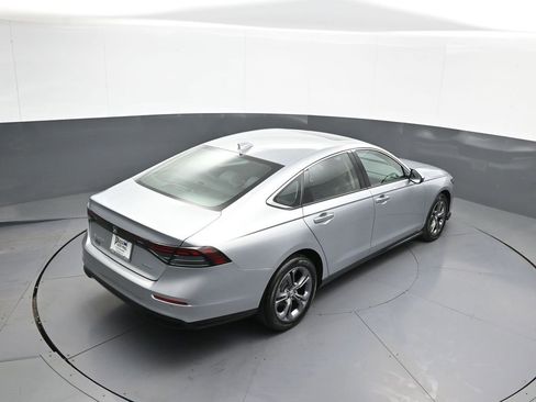 Certified 2025 Honda Accord EX-L image 36