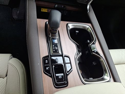 New 2026 Lexus RX 450h AWD image 10