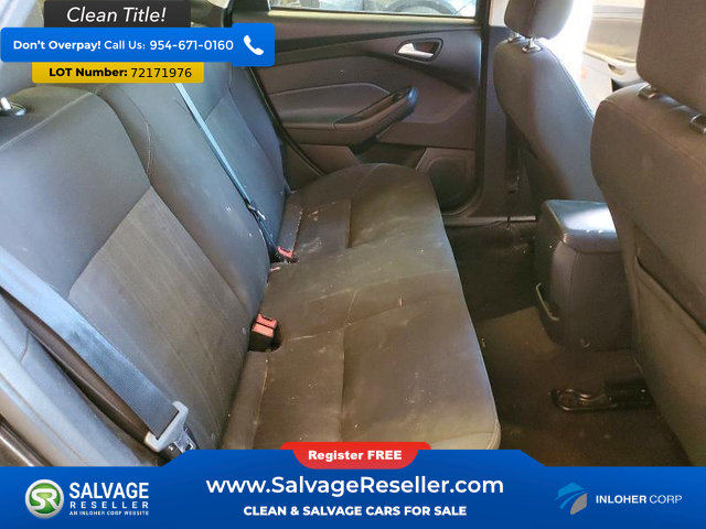 Used 2017 Ford Focus SE FWD image 13