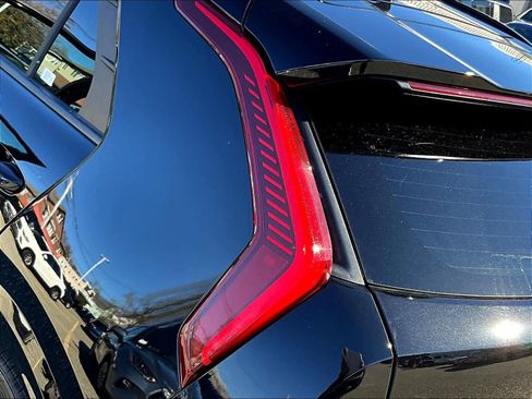 Used 2024 Kia Niro Wind image 32