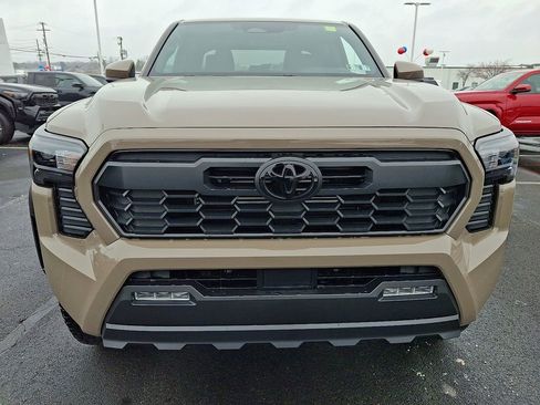New 2026 Toyota Tacoma TRD Off-Road AWD/4WD image 2