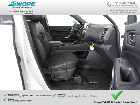 Used 2025 Nissan Pathfinder Rock Creek AWD/4WD image 9