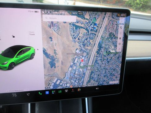 Used 2017 Tesla Model 3 Standard Range RWD image 51