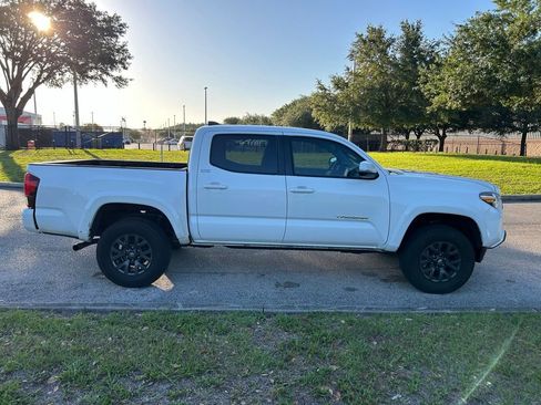 Used 2023 Toyota Tacoma SR5 w/ Technology Package RWD image 7