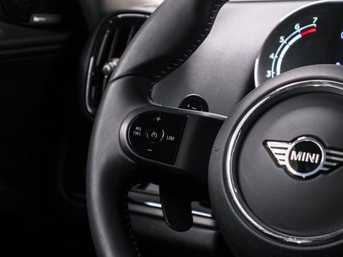 Used 2024 MINI Cooper Countryman S FWD image 16