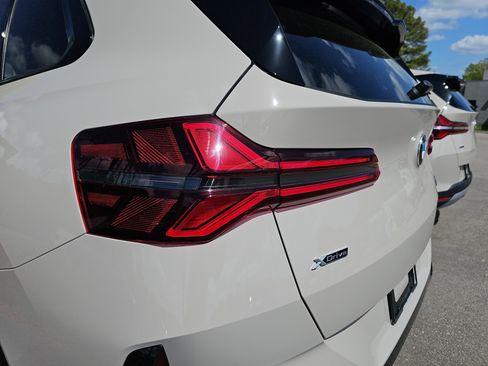 New 2026 BMW X3 xDrive30 w/ Premium Package AWD/4WD image 36