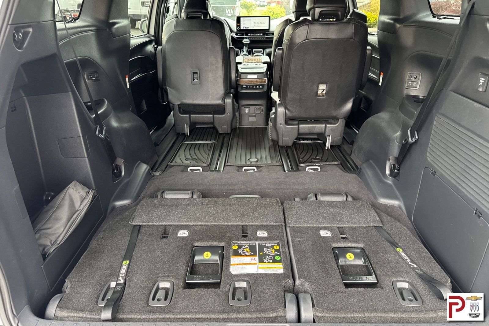 Used 2025 Toyota Sienna Platinum AWD/4WD image 20