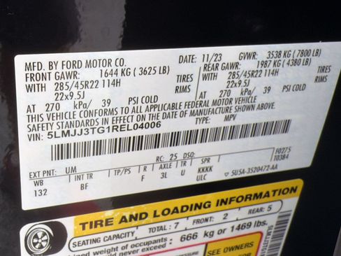 Used 2024 Lincoln Navigator L Black Label AWD/4WD image 26