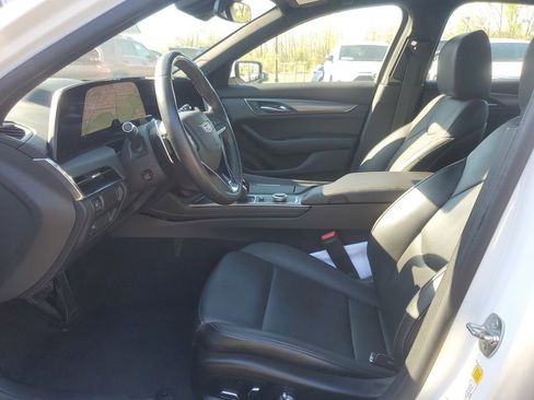 Used 2025 Cadillac CT5 Premium Luxury RWD image 8