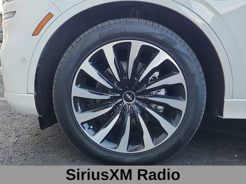 Used 2023 Lincoln Aviator Black Label Grand Touring w/ Class IV Trailer Tow Package image 6