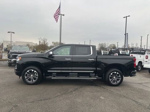 New 2026 Chevrolet Silverado 1500 High Country w/ LPO, Dark Essentials Package image 6