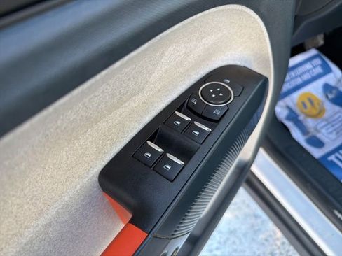 Used 2022 Ford Maverick XLT image 19