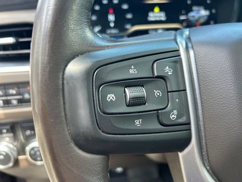 Used 2022 GMC Yukon XL SLT w/ SLT Premium Package AWD/4WD image 22