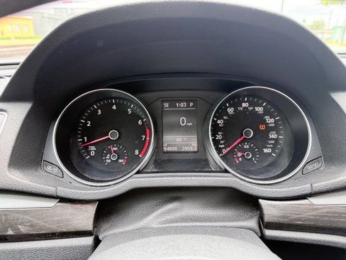 Used 2017 Volkswagen Passat 1.8T SE image 25