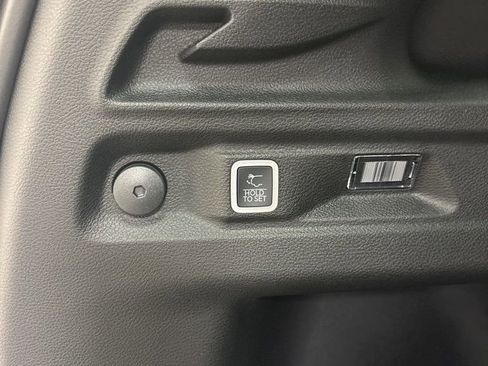 New 2025 Jeep Grand Cherokee L Limited image 29