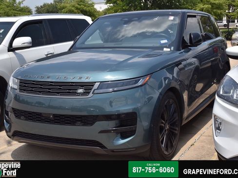 Used 2025 Land Rover Range Rover Sport SE AWD/4WD image 1