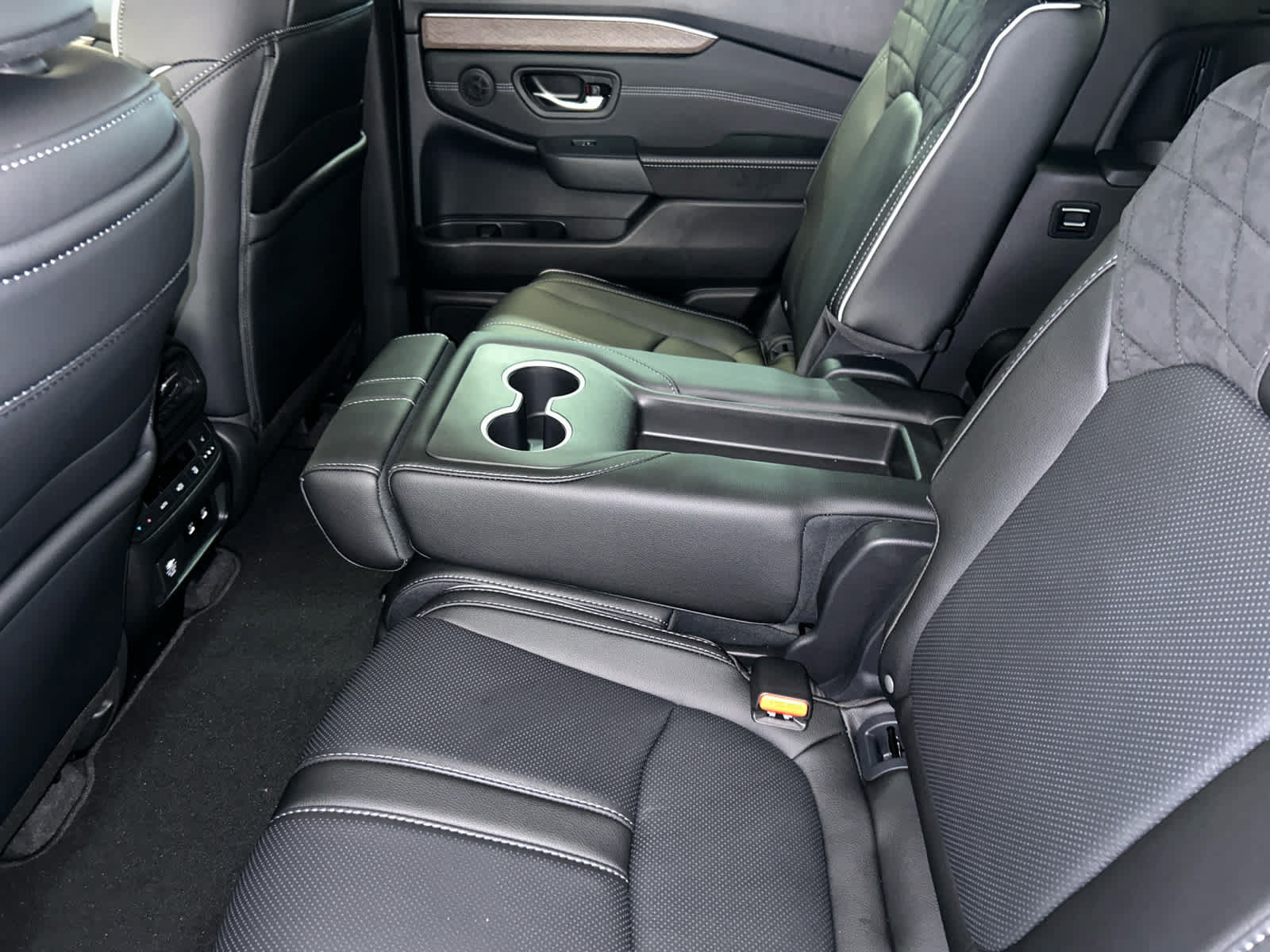 New 2026 Honda Pilot Elite image 14