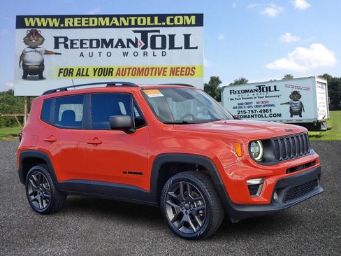 Certified 2021 Jeep Renegade Latitude w/ Luxury Group II image 1