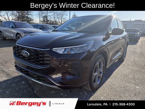 Used 2023 Ford Escape ST-Line w/ Tech Pack #1 image 1