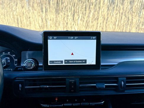 Used 2021 Lincoln Corsair AWD w/ Equipment Group 101A image 26