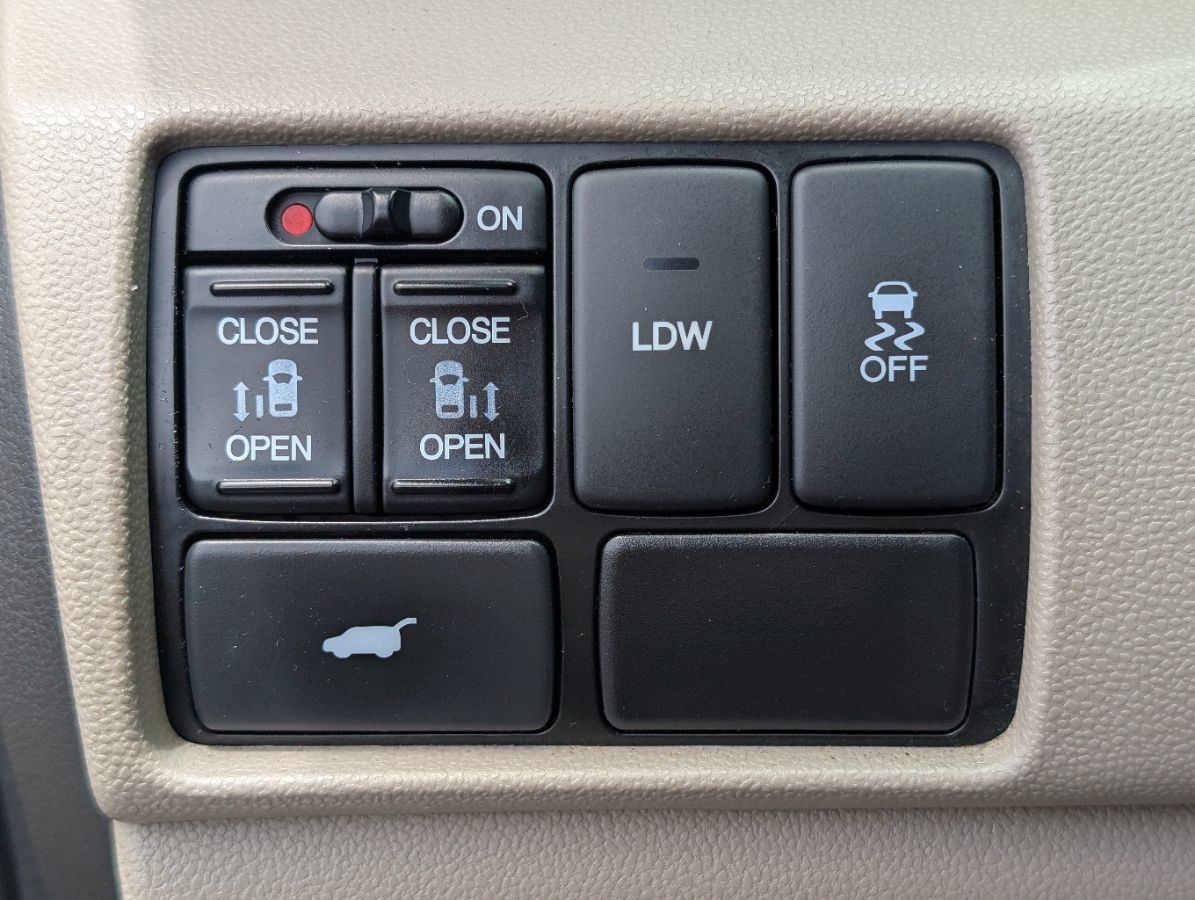 Used 2014 Honda Odyssey EX-L image 31