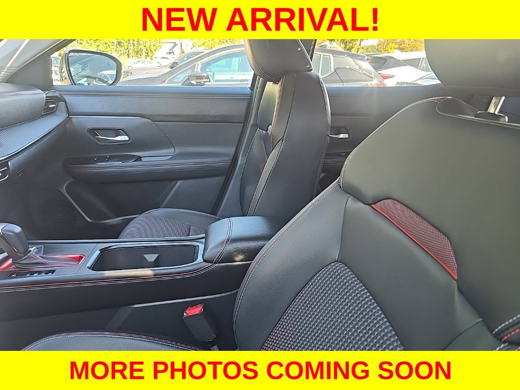 Used 2025 Nissan Kicks SR AWD/4WD image 8
