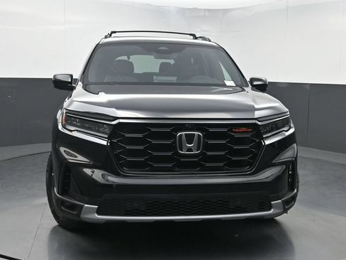 Used 2024 Honda Pilot TrailSport image 40
