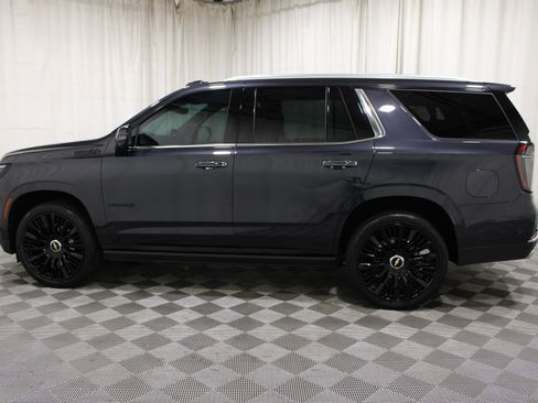 Used 2025 Chevrolet Tahoe High Country w/ LPO, Illumination Package AWD/4WD image 36