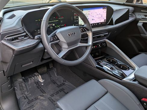 New 2025 Audi Q5 Premium Plus image 8