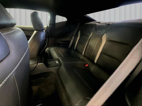 Used 2016 Chevrolet Camaro SS RWD image 18