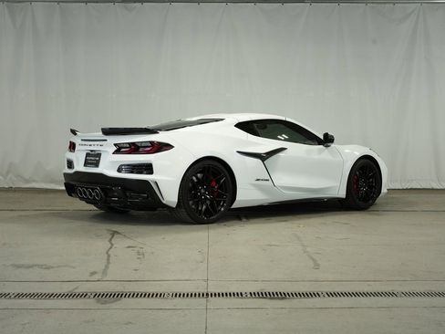 Used 2023 Chevrolet Corvette Z06 image 5