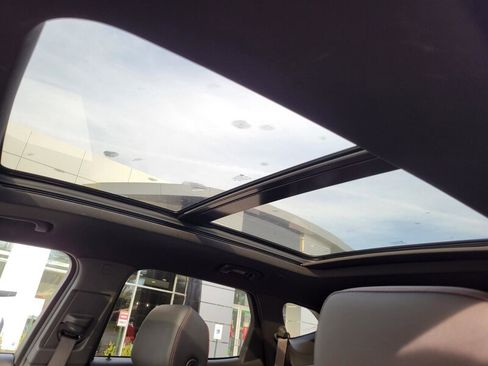 Used 2022 Chevrolet Blazer RS w/ Enhanced Convenience Package image 23