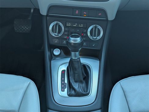 Used 2015 Audi Q3 2.0T Prestige w/ Prestige Package image 18