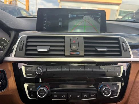 Used 2017 BMW 330i Gran Turismo xDrive image 19