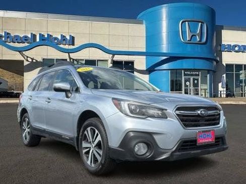 Used 2018 Subaru Outback 2.5i Limited AWD/4WD image 1