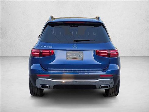 New 2026 Mercedes-Benz GLB 250 GLB 250 image 8