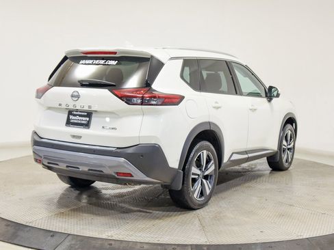Used 2023 Nissan Rogue SL w/ SL Premium Package image 11