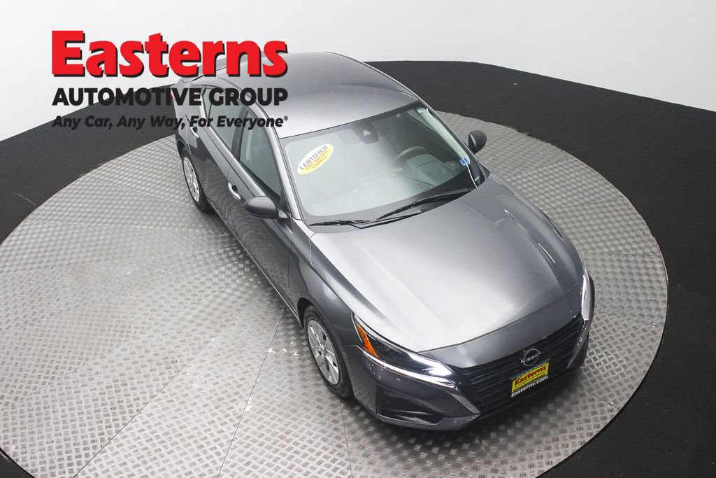 Used 2024 Nissan Altima 2.5 S FWD image 5