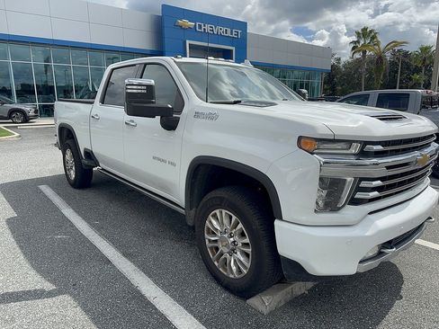 Used 2022 Chevrolet Silverado 2500 High Country w/ Z71 Off-Road Package AWD/4WD image 3