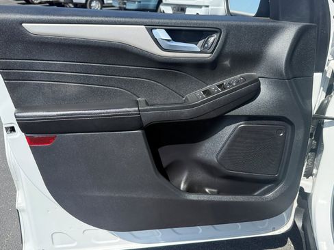 Used 2022 Ford Escape SEL AWD/4WD image 10