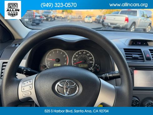 Used 2013 Toyota Corolla LE FWD image 9