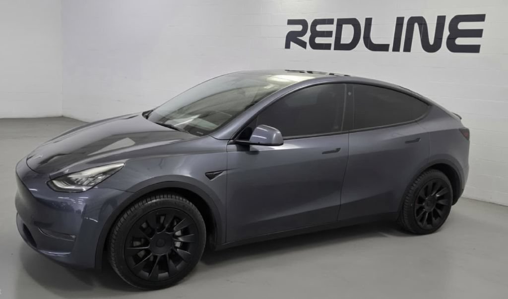Used 2022 Tesla Model Y Long Range AWD/4WD image 2