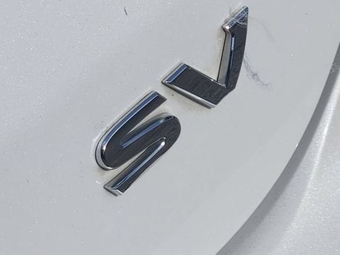 Used 2023 Nissan Kicks SV FWD image 11