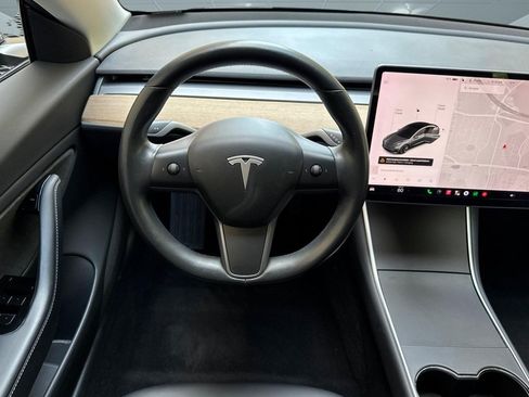 Used 2018 Tesla Model 3 Long Range RWD image 28