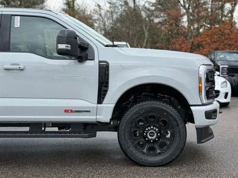 New 2026 Ford F250 Lariat w/ Black Appearance Package image 2