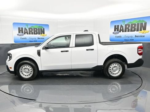 New 2025 Ford Maverick XL image 2