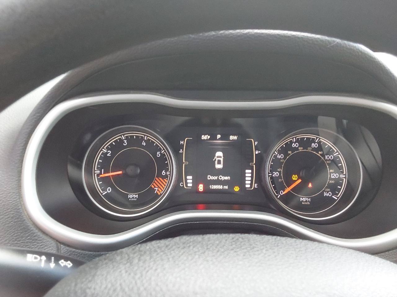 Used 2015 Jeep Cherokee Sport AWD/4WD image 14