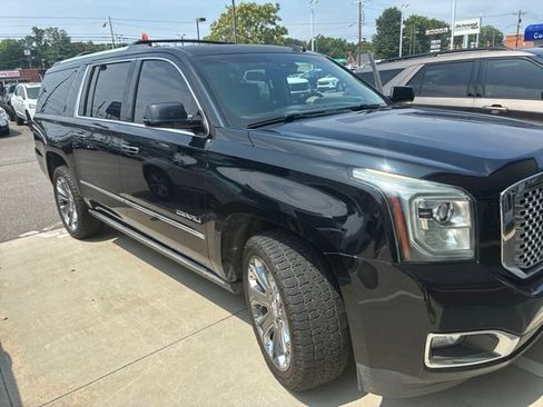 Used 2015 GMC Yukon XL Denali w/ Premium Package AWD/4WD image 1