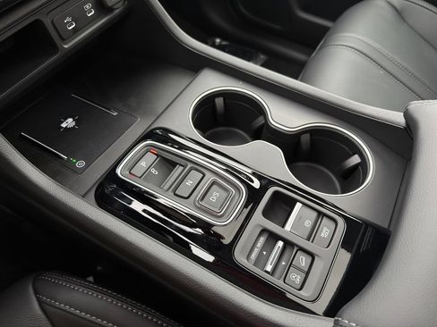 Used 2026 Honda Pilot Touring image 38