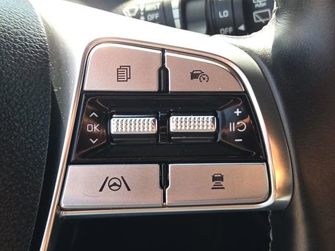 Used 2023 Kia Telluride EX X-Line image 25